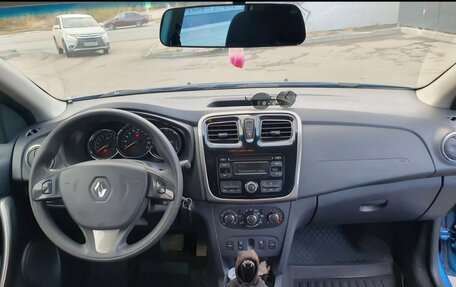 Renault Logan II, 2015 год, 786 000 рублей, 5 фотография