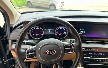 KIA Carnival, 2020 год, 3 650 000 рублей, 19 фотография