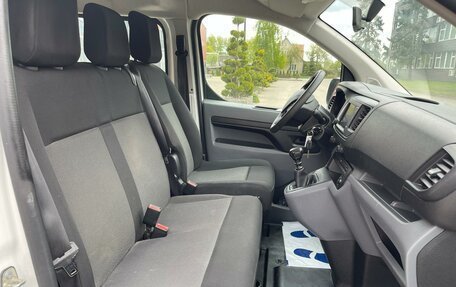 Peugeot Traveller I, 2020 год, 2 090 000 рублей, 12 фотография