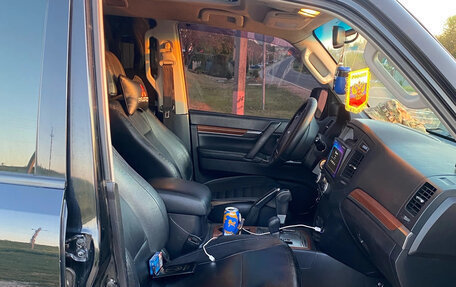 Mitsubishi Pajero IV, 2007 год, 1 850 000 рублей, 18 фотография