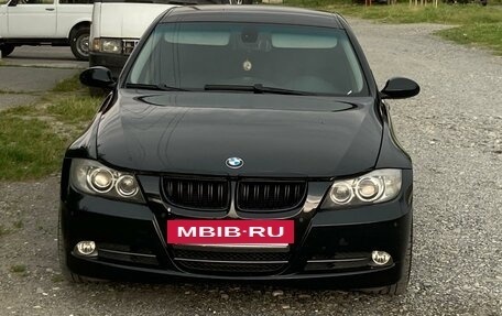 BMW 3 серия, 2005 год, 1 300 000 рублей, 6 фотография