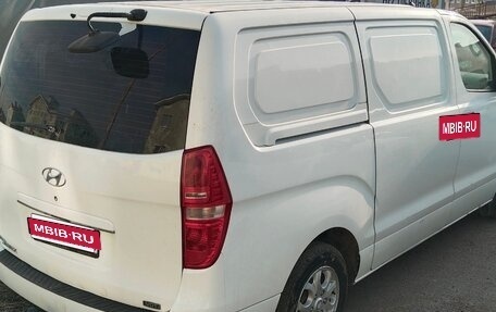 Hyundai Grand Starex Grand Starex I рестайлинг 2, 2011 год, 1 200 000 рублей, 4 фотография