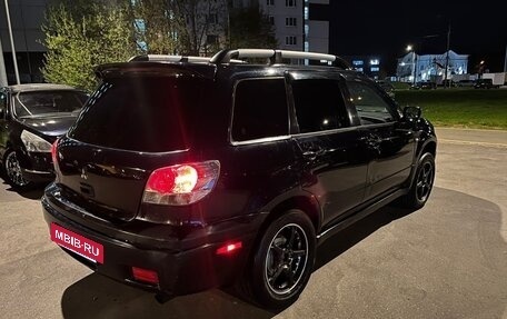 Mitsubishi Outlander III рестайлинг 3, 2003 год, 365 000 рублей, 3 фотография