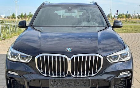 BMW X5, 2021 год, 10 290 000 рублей, 2 фотография