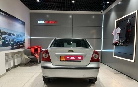 Ford Focus II рестайлинг, 2006 год, 585 000 рублей, 4 фотография