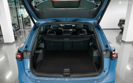 Volkswagen Tiguan, 2024 год, 4 490 000 рублей, 7 фотография
