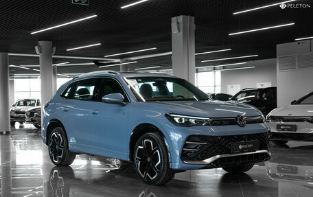 Volkswagen Tiguan, 2024 год, 4 490 000 рублей, 2 фотография