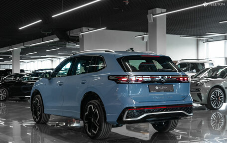 Volkswagen Tiguan, 2024 год, 4 490 000 рублей, 4 фотография