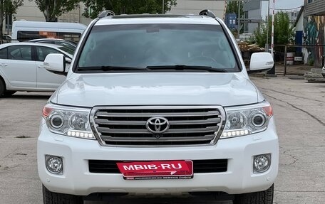 Toyota Land Cruiser 200, 2014 год, 4 850 000 рублей, 2 фотография