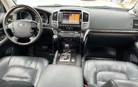 Toyota Land Cruiser 200, 2014 год, 4 850 000 рублей, 13 фотография