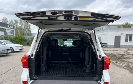 Toyota Land Cruiser 200, 2014 год, 4 850 000 рублей, 18 фотография