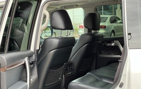 Toyota Land Cruiser 200, 2014 год, 4 850 000 рублей, 27 фотография