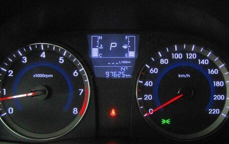 Hyundai Solaris II рестайлинг, 2014 год, 1 029 000 рублей, 17 фотография