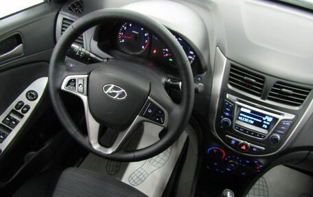 Hyundai Solaris II рестайлинг, 2014 год, 1 029 000 рублей, 15 фотография