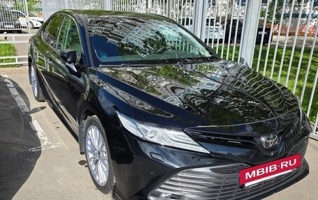 Toyota Camry, 2021 год, 3 650 000 рублей, 3 фотография