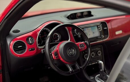 Volkswagen Beetle, 2014 год, 1 750 000 рублей, 17 фотография