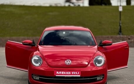 Volkswagen Beetle, 2014 год, 1 750 000 рублей, 13 фотография
