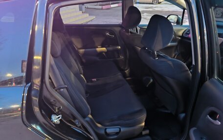 Honda Stream II, 2008 год, 980 000 рублей, 6 фотография