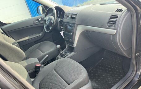 Skoda Yeti I рестайлинг, 2010 год, 598 000 рублей, 27 фотография