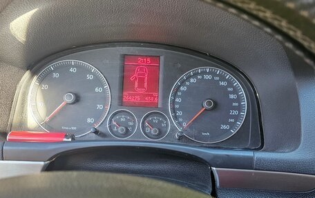 Volkswagen Touran III, 2007 год, 650 000 рублей, 7 фотография