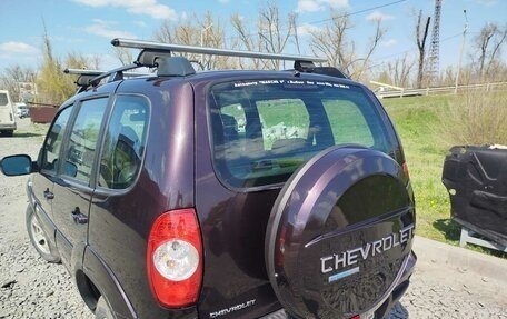 Chevrolet Niva I рестайлинг, 2011 год, 498 000 рублей, 3 фотография
