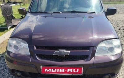 Chevrolet Niva I рестайлинг, 2011 год, 498 000 рублей, 1 фотография