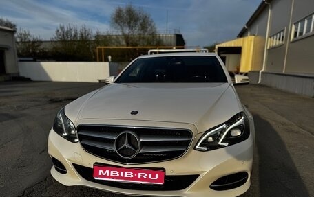 Mercedes-Benz E-Класс, 2013 год, 2 500 000 рублей, 1 фотография
