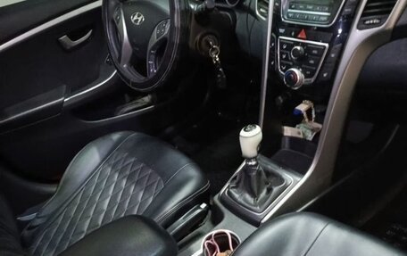 Hyundai i30 II рестайлинг, 2012 год, 685 000 рублей, 5 фотография