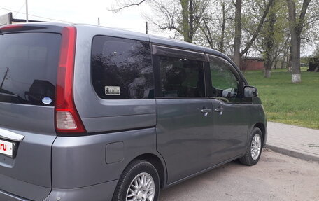 Nissan Serena III, 2008 год, 1 050 000 рублей, 4 фотография