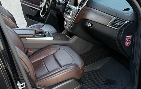 Mercedes-Benz GL-Класс, 2014 год, 3 500 000 рублей, 19 фотография