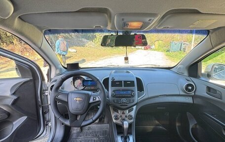Chevrolet Aveo III, 2011 год, 700 000 рублей, 5 фотография