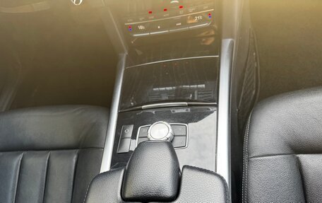 Mercedes-Benz E-Класс, 2013 год, 2 500 000 рублей, 21 фотография