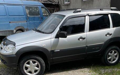 Chevrolet Niva I рестайлинг, 2012 год, 600 000 рублей, 6 фотография