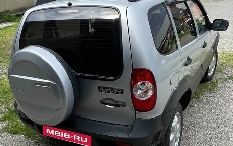 Chevrolet Niva I рестайлинг, 2012 год, 600 000 рублей, 5 фотография