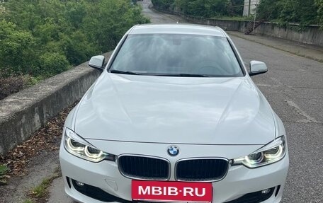 BMW 3 серия, 2017 год, 2 600 000 рублей, 3 фотография