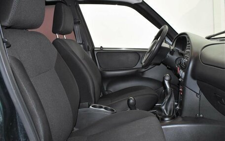 Chevrolet Niva I рестайлинг, 2015 год, 715 000 рублей, 11 фотография