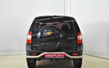 Chevrolet Niva I рестайлинг, 2015 год, 715 000 рублей, 3 фотография