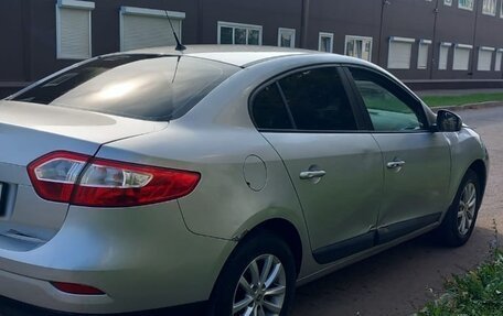 Renault Fluence I, 2014 год, 550 000 рублей, 2 фотография