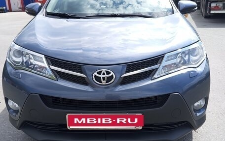 Toyota RAV4, 2013 год, 1 750 000 рублей, 2 фотография