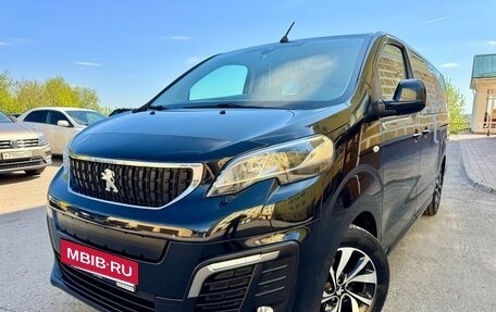 Peugeot Traveller I, 2020 год, 3 700 000 рублей, 15 фотография