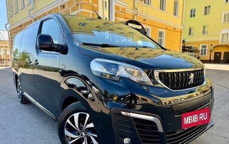 Peugeot Traveller I, 2020 год, 3 700 000 рублей, 22 фотография