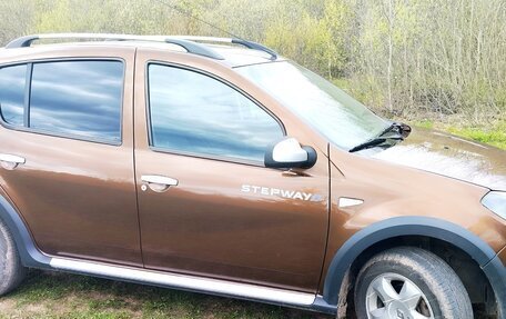 Renault Sandero I, 2013 год, 810 000 рублей, 4 фотография
