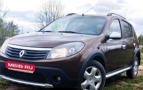 Renault Sandero I, 2013 год, 810 000 рублей, 12 фотография