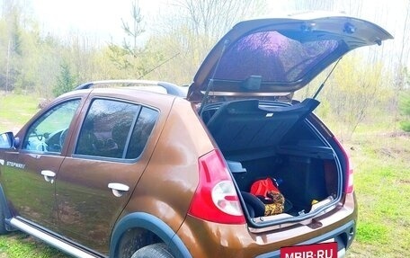 Renault Sandero I, 2013 год, 810 000 рублей, 24 фотография
