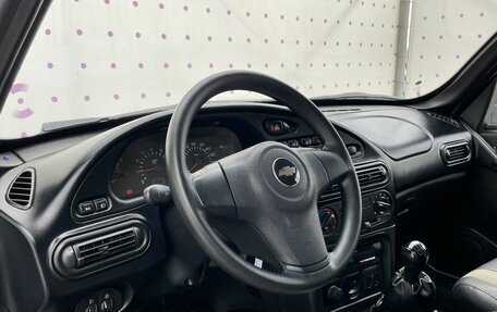 Chevrolet Niva I рестайлинг, 2011 год, 590 000 рублей, 15 фотография