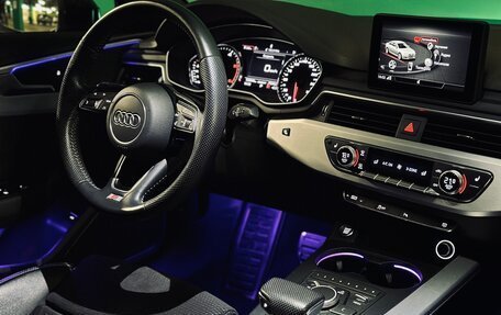 Audi A4, 2019 год, 2 680 000 рублей, 5 фотография