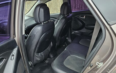 Hyundai ix35 I рестайлинг, 2011 год, 970 000 рублей, 7 фотография