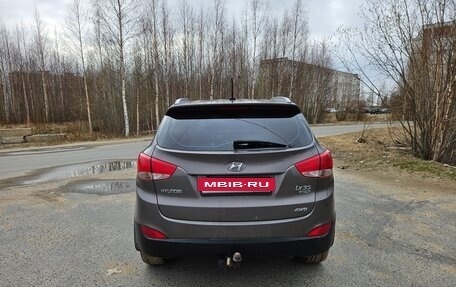 Hyundai ix35 I рестайлинг, 2011 год, 970 000 рублей, 3 фотография