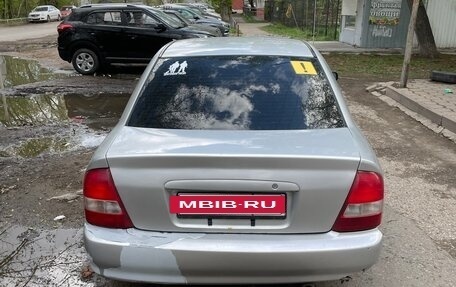 Mazda Familia, 2000 год, 280 000 рублей, 3 фотография