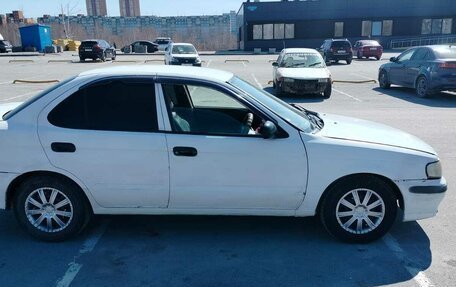 Nissan Sunny B15, 2002 год, 200 000 рублей, 3 фотография